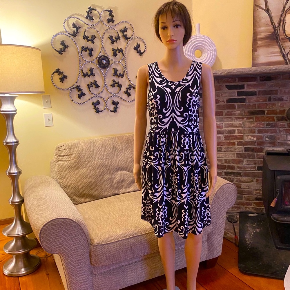 Women’s dress